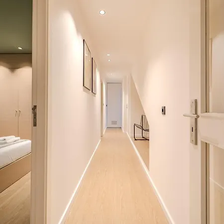 Apartment Work And Tourism Apart. Well Located *